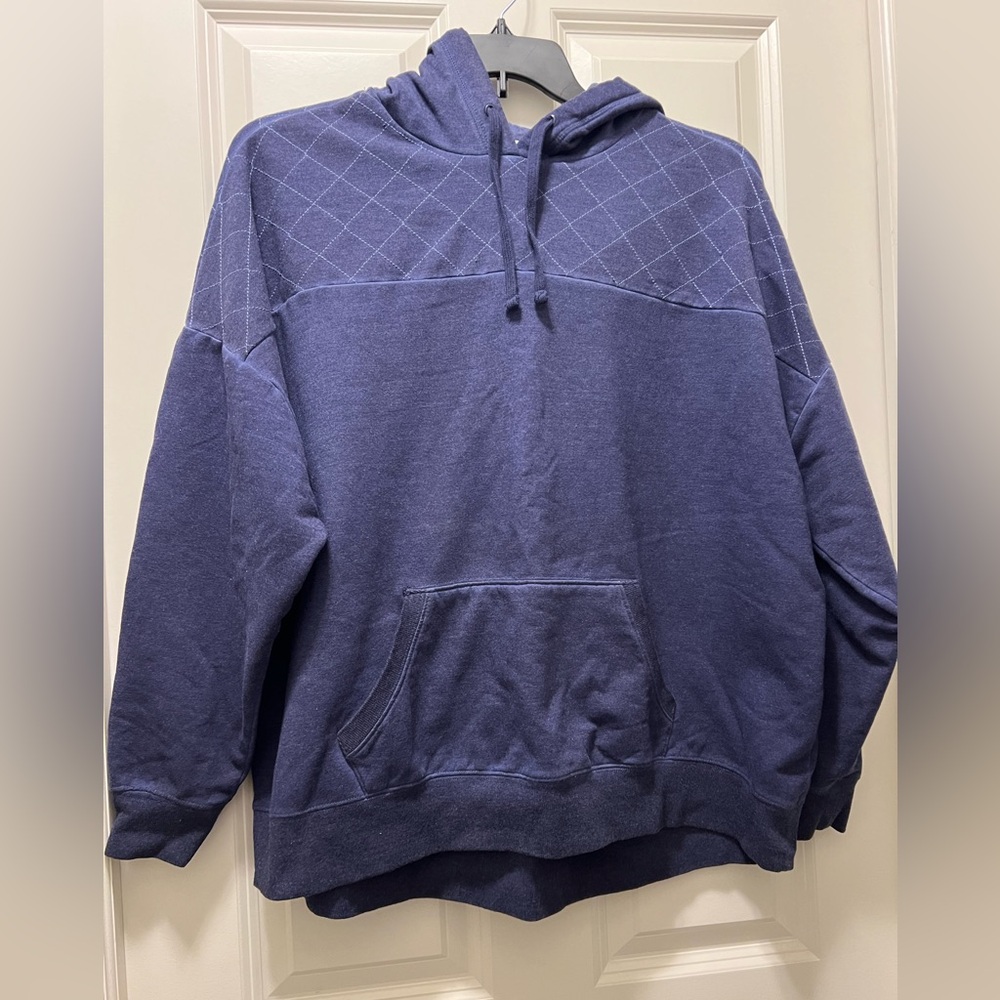 EUC Torrid Super soft quilted drop shoulder hoodie. Blue. Size 0.